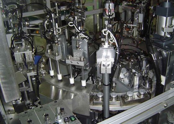 Harga yang bagus 380V Mesin perakitan produk medis Mesin perakitan tutup plastik on line