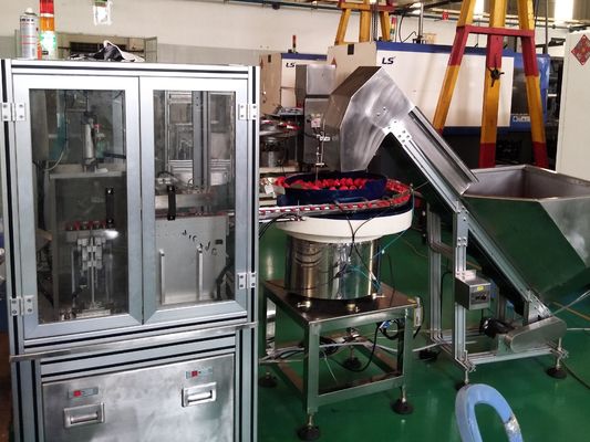 Harga yang bagus Mesin Penutupan Tutup Otomatis Didorong oleh Servo Fleksibilitas Tinggi on line