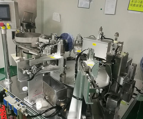 Harga yang bagus Mesin perakitan kebutuhan sehari-hari yang dapat disesuaikan dengan sistem kontrol PLC dan operasi antarmuka manusia-mesin on line