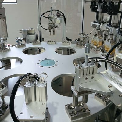 Harga yang bagus Mesin perakitan otomatis untuk penutup tahan kelembaban dikendalikan oleh PLC Turntable tipe operasi on line