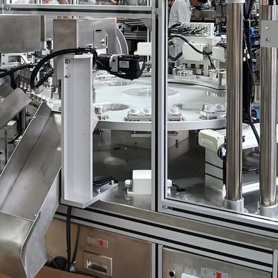 Harga yang bagus Mesin perakitan tutup film infus otomatis yang terbuat dari stainless steel tidak mudah berkarat on line