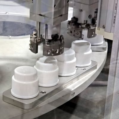 PLC Control System Cap Screwing Automatic Assembly Machine With High Qualified Rate And Automatic Detection Function