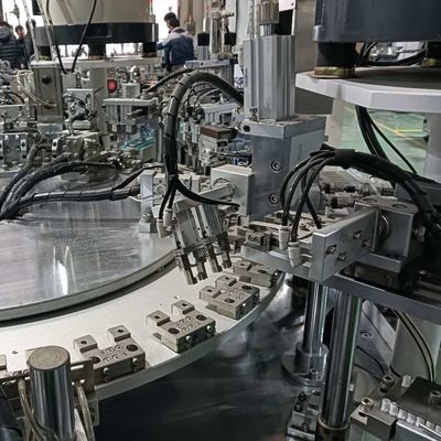 Harga yang bagus Sertifikat CE Mesin Tutup Botol Otomatis yang dapat disesuaikan on line