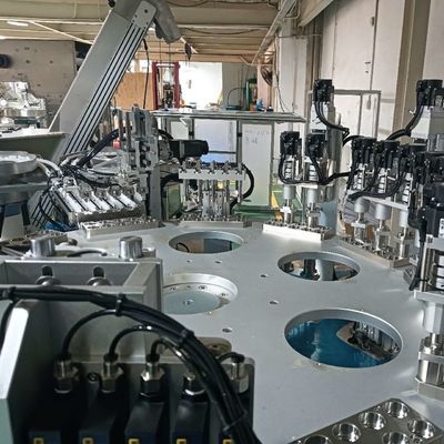 Harga yang bagus Rotary Cap Assembly Machine AC380V Mesin Penutup Sekrup Otomatis OEM on line