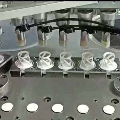 Mesin pemasangan tutup pengering otomatis untuk produk medis
