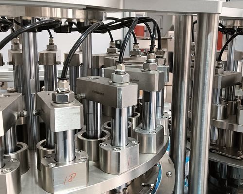 Harga yang bagus Stainless Steel Dan Aluminium Alloy Euro Cap Assembly Machine Dengan Sumber Penggerak Independen Perbaikan Mudah on line