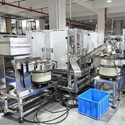 Mesin perakitan tutup lipat ganda tipe infusi mesin putar kecepatan tinggi otomatis
