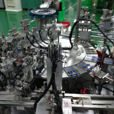 Harga yang bagus Mesin perakitan produk medis yang dikendalikan PLC untuk produksi pisau bedah dan pisau sekali pakai on line