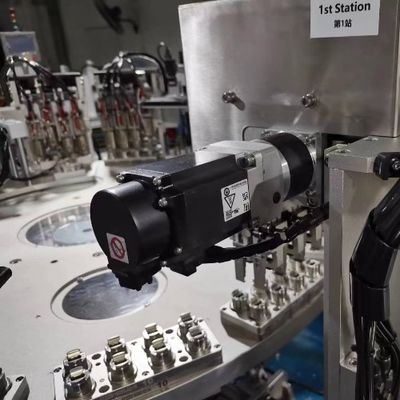 Harga yang bagus PLC dikendalikan Euro Cap Assembly Machine untuk mengupas Seal Foil Caps Operasi mudah dan tingkat berkualitas tinggi on line