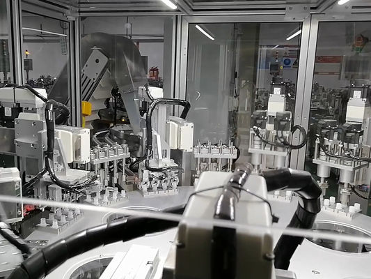Harga yang bagus Mesin penutup otomatis dengan efisiensi tinggi tipe mesin putar operasi operasi stabil on line