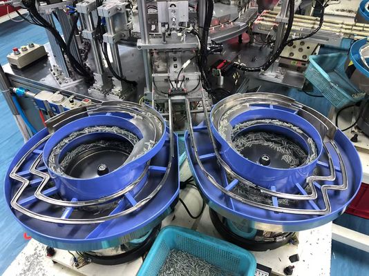 Harga yang bagus Non-standar Automated Assembly Of Safety Blood Collection Needles Kontrol PLC Mudah Dioperasikan on line