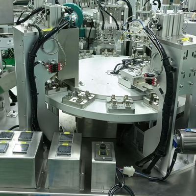 Harga yang bagus Mesin perakitan otomatis untuk tutup yodofor dikendalikan oleh PLC dioperasikan dari jarak jauh on line