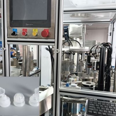 Harga yang bagus Mesin pemasangan kebutuhan sehari-hari yang dapat disesuaikan untuk produksi Flip Top Cap dengan kecepatan tinggi on line
