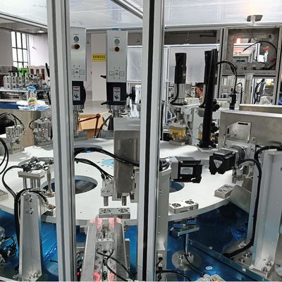 Harga yang bagus Mesin Las Ultrasonik Untuk Tutup Film Jenis Turntable Operasi Operasi Stabil on line