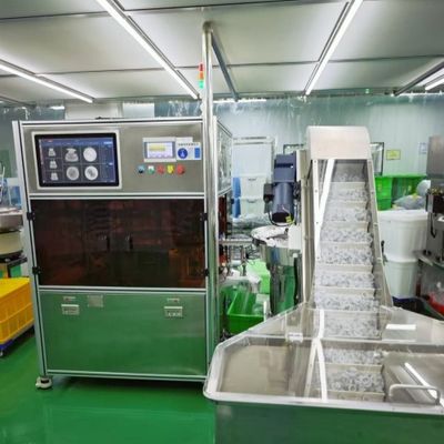Mesin Inspeksi Gambar yang Tepat Untuk Mendeteksi Tutup Infusi Penampilan Goresan dan noda permukaan pada Produk yang menggantikan inspeksi penglihatan buatan tradisional