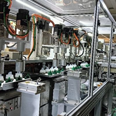 Harga yang bagus Keakuratan tinggi dengan kebutuhan sehari-hari Mesin perakitan Untuk cuci deterjen botol tutup Mesin penggerek otomatis on line