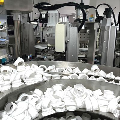 Harga yang bagus Mesin Perakitan Tutup Susu Otomatis Non-standar yang Digerakkan oleh Servo dengan Kinerja Stabil on line
