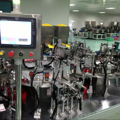 Harga yang bagus Semi-Automatik Keamanan Lancet Produksi Line 220V 96% Operasi Rate on line